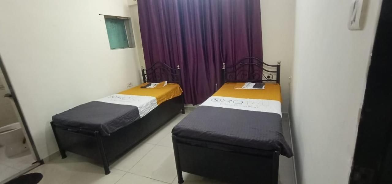Oxotel Male Paying Guest