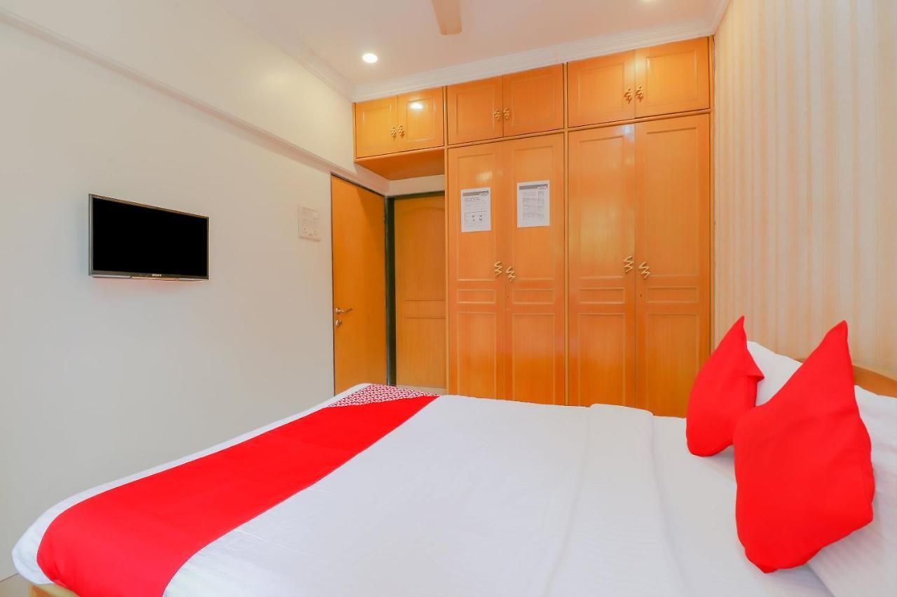 Oyo 79583 Seven Sun Guest House 3* Mumbai
