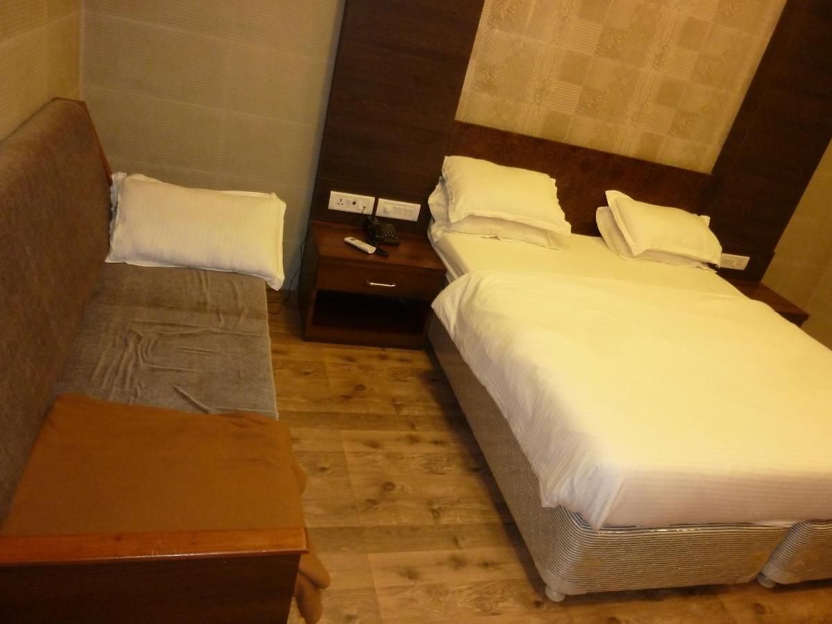 Hotel Orient Palace 2*