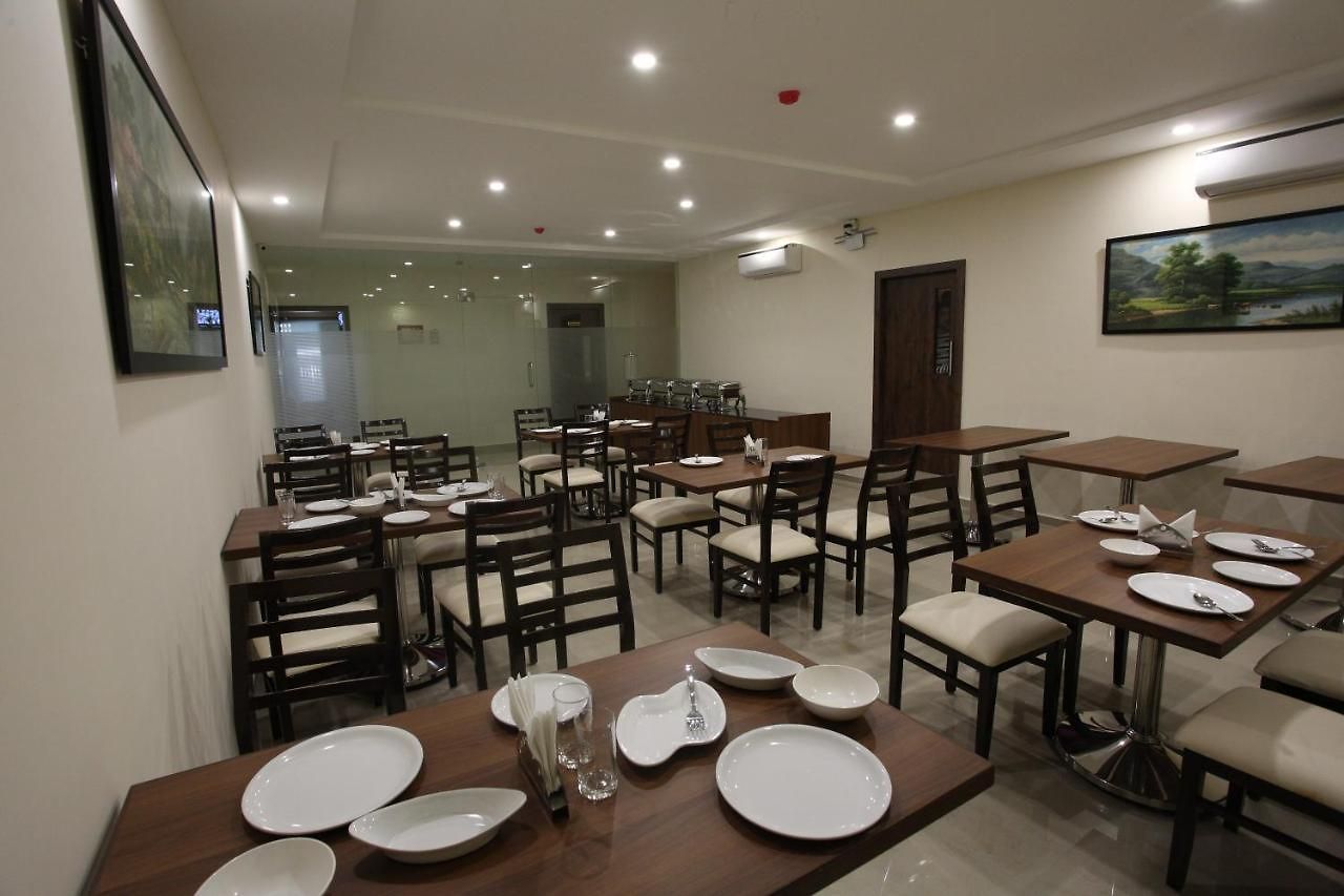 Wynd Hotels Hotel