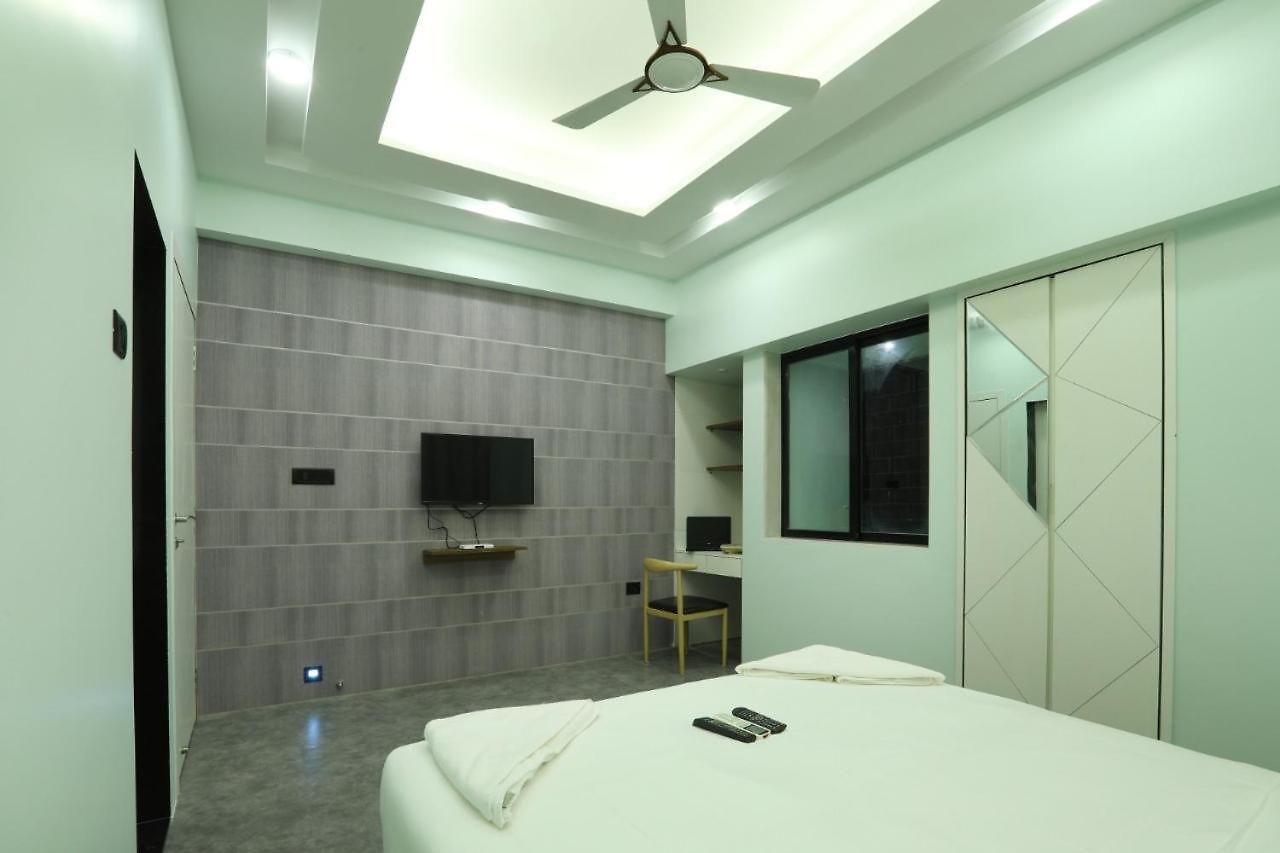 Luxury 5 - Bedroom Appartment Near Dadar Tt Apartment