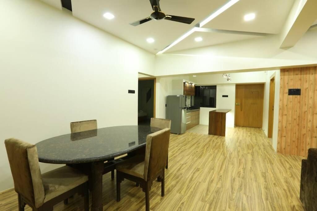 Luxury 5 - Bedroom Appartment Near Dadar Tt * Mumbai