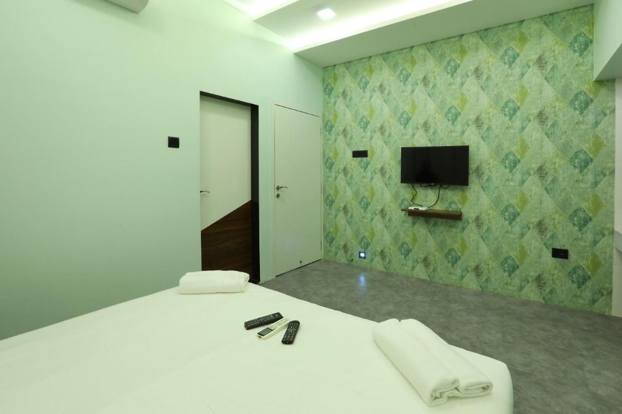 Apartment Luxury 5 - Bedroom Appartment Near Dadar Tt Mumbai