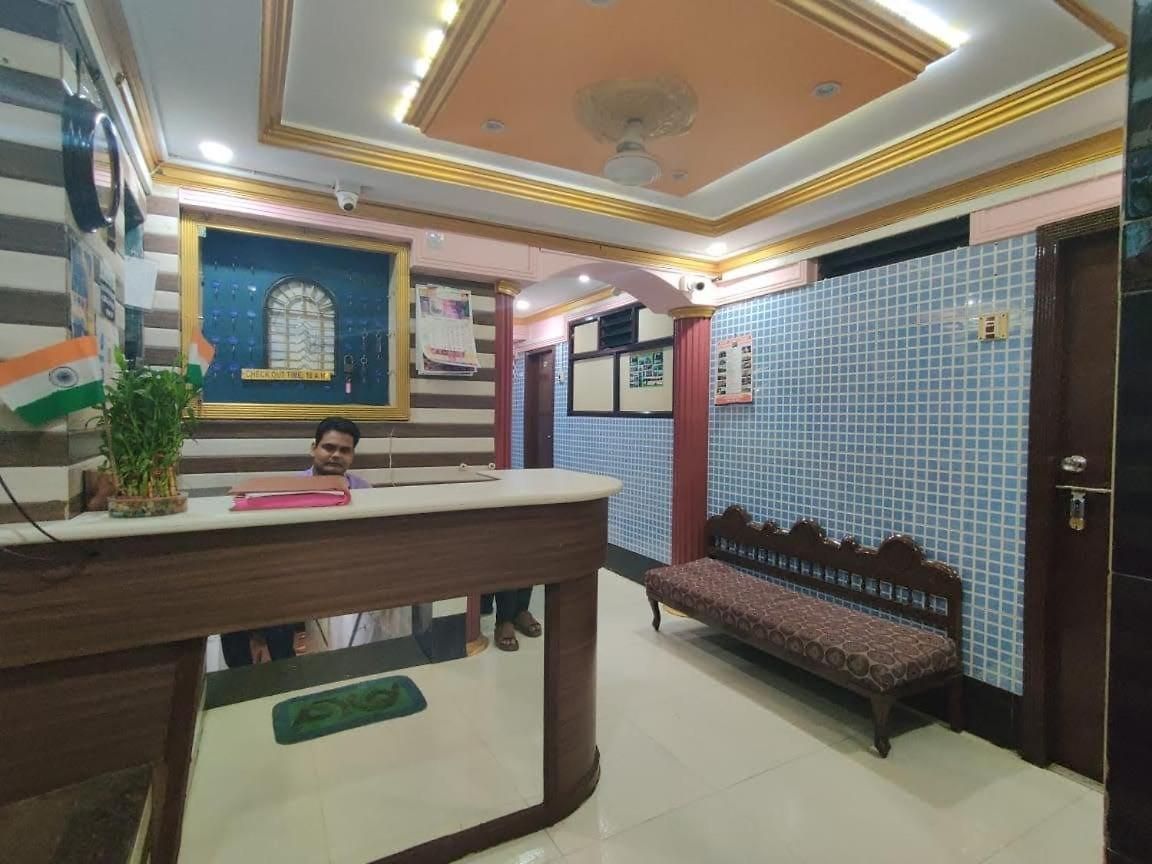 Gulzar Hottel Bed & Breakfast
