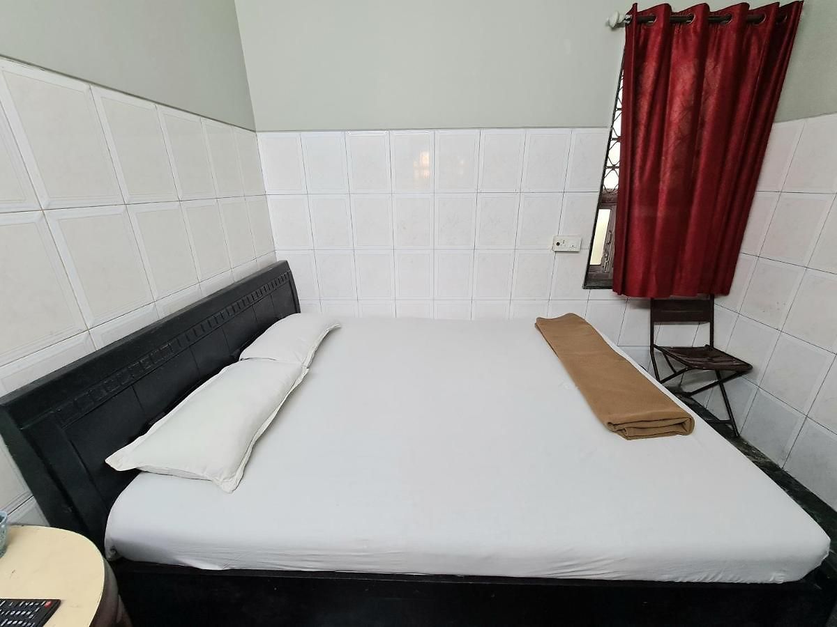 Hotel Amber Guest House Mumbai