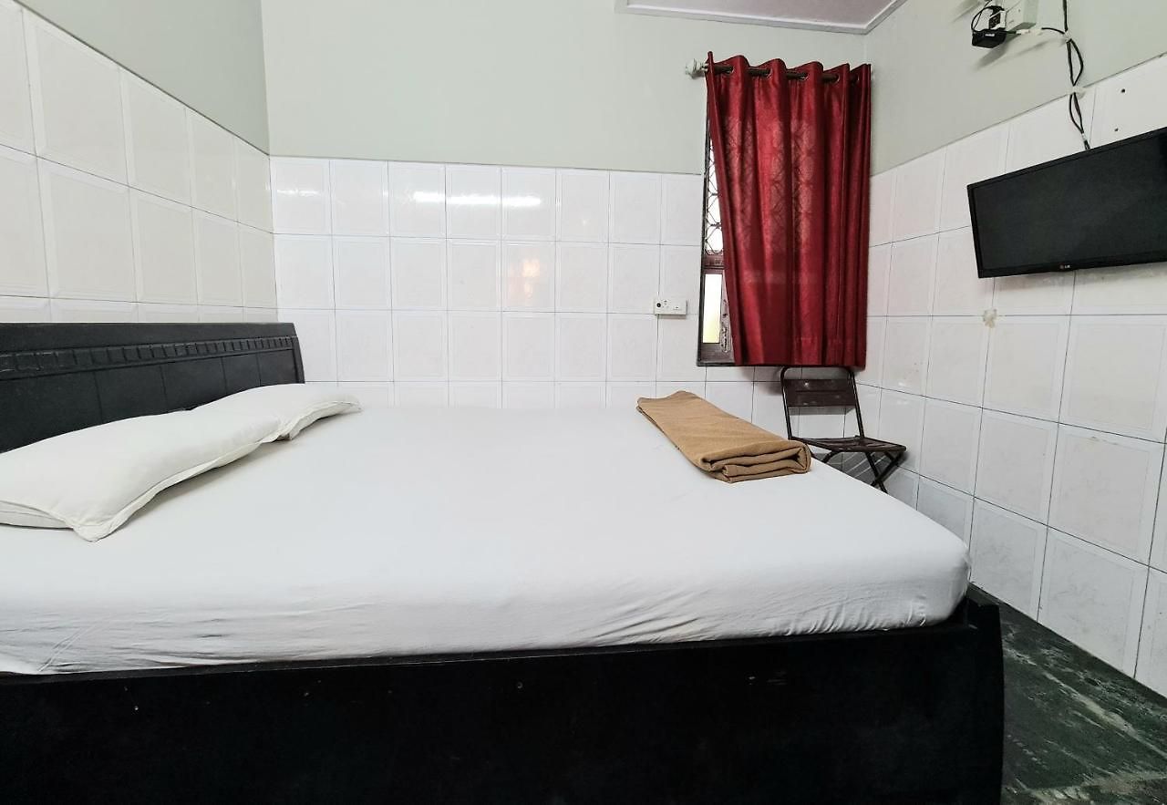 Hotel Amber Guest House 3*