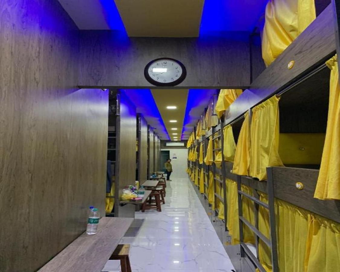 Hotel Neenava Mumbai