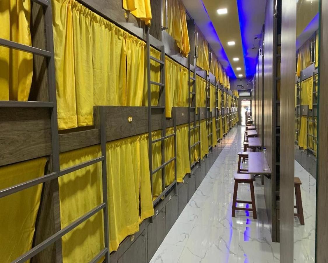 Neenava Hotel Mumbai