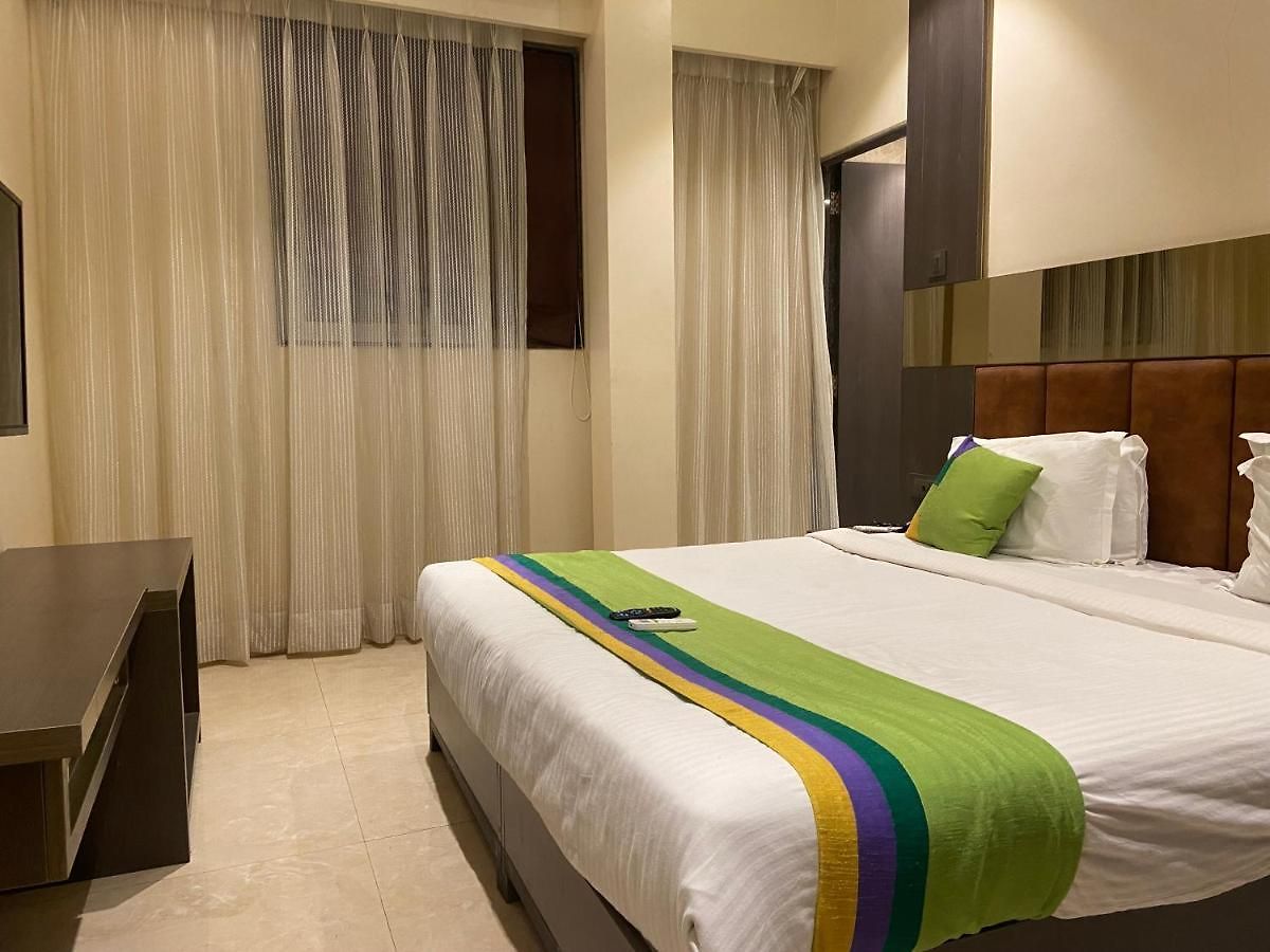Hotel Oyster Andheri West Mumbai