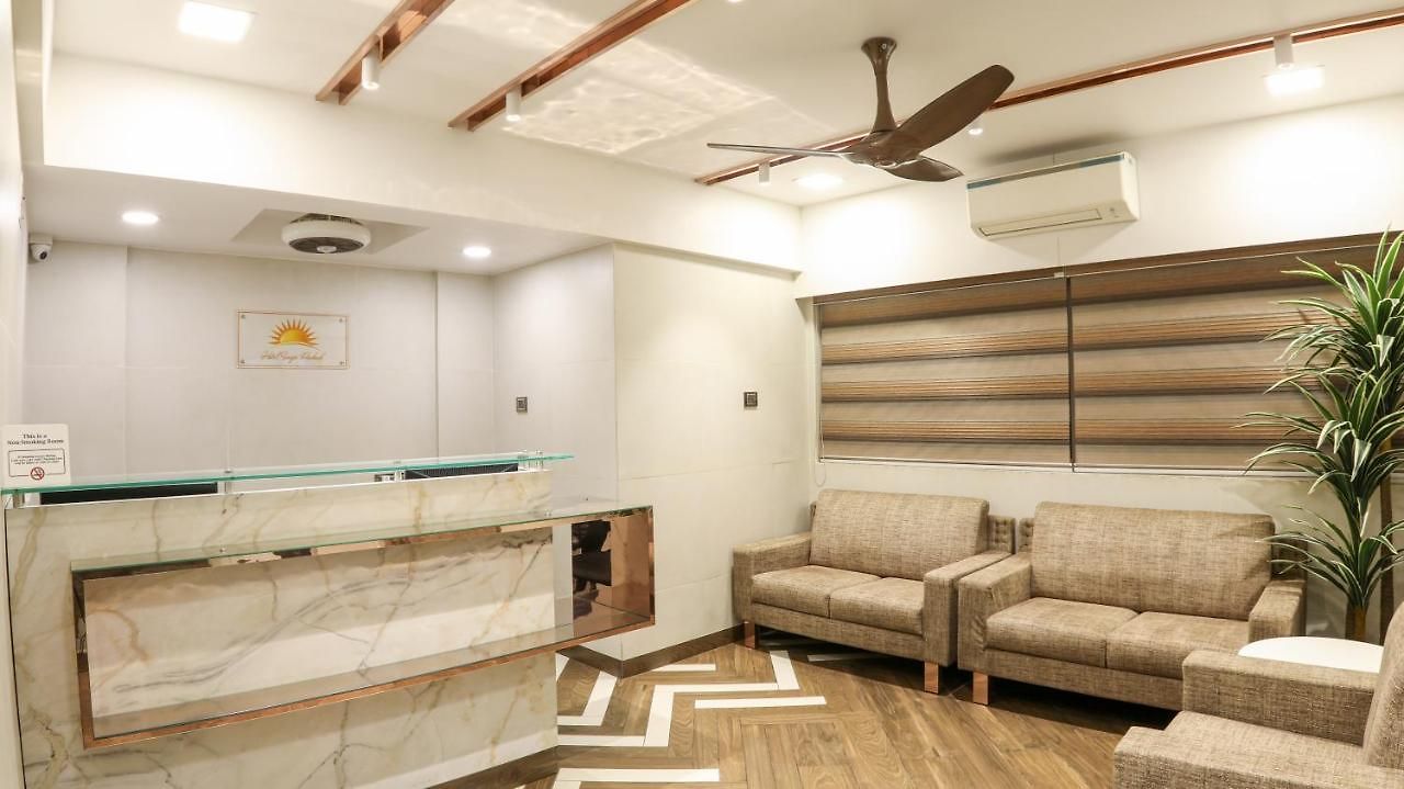 Surya Prakash Hotel 3*