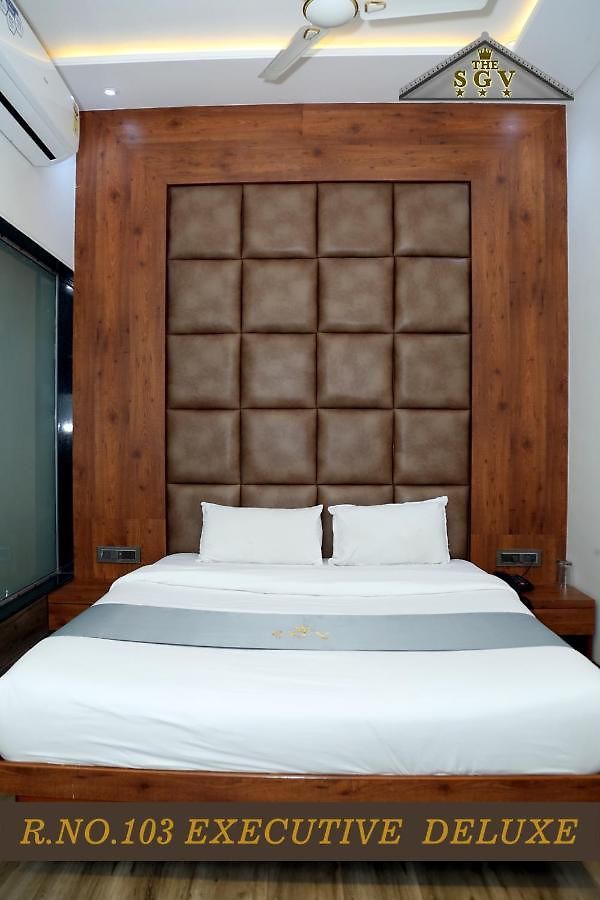 The Saroja Grand Villa Resorts Guest house Mumbai