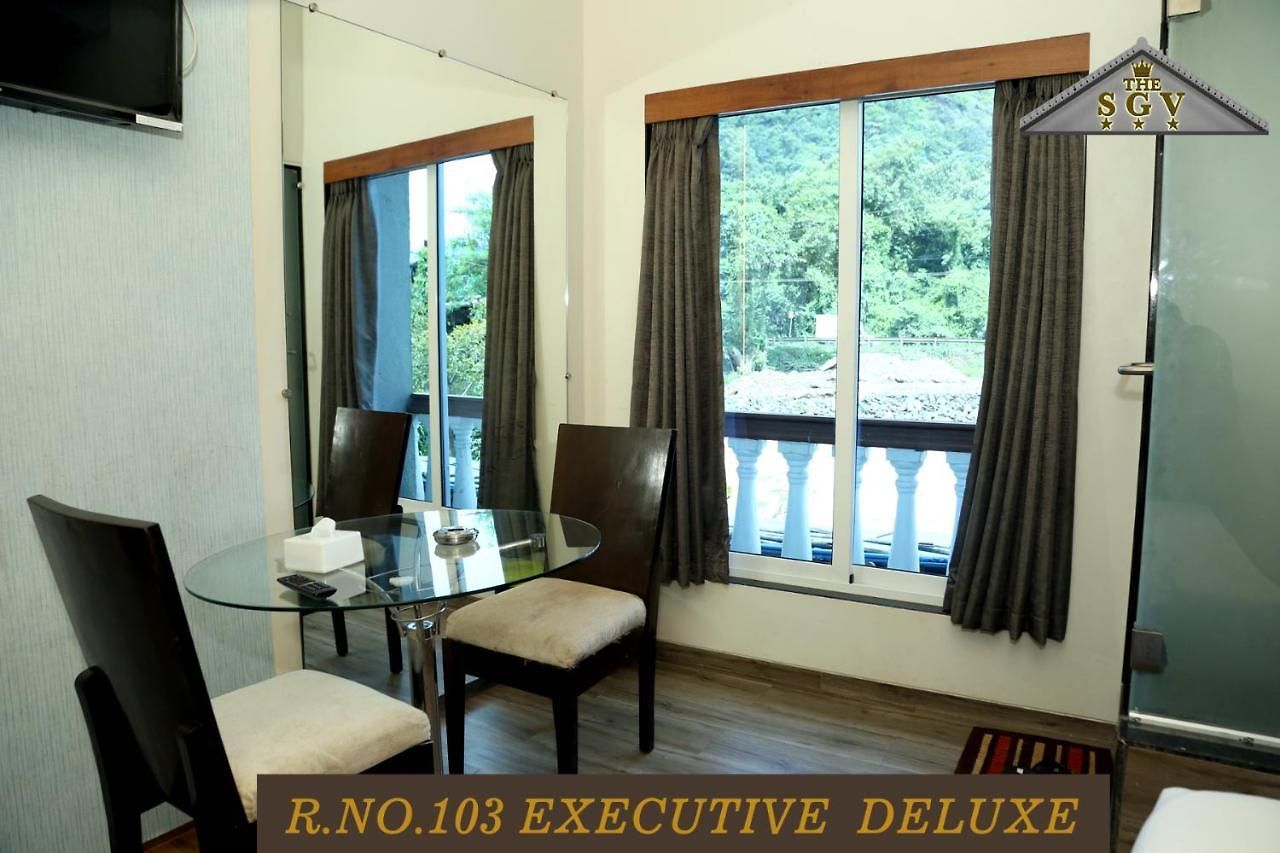 Guest house The Saroja Grand Villa Resorts Mumbai