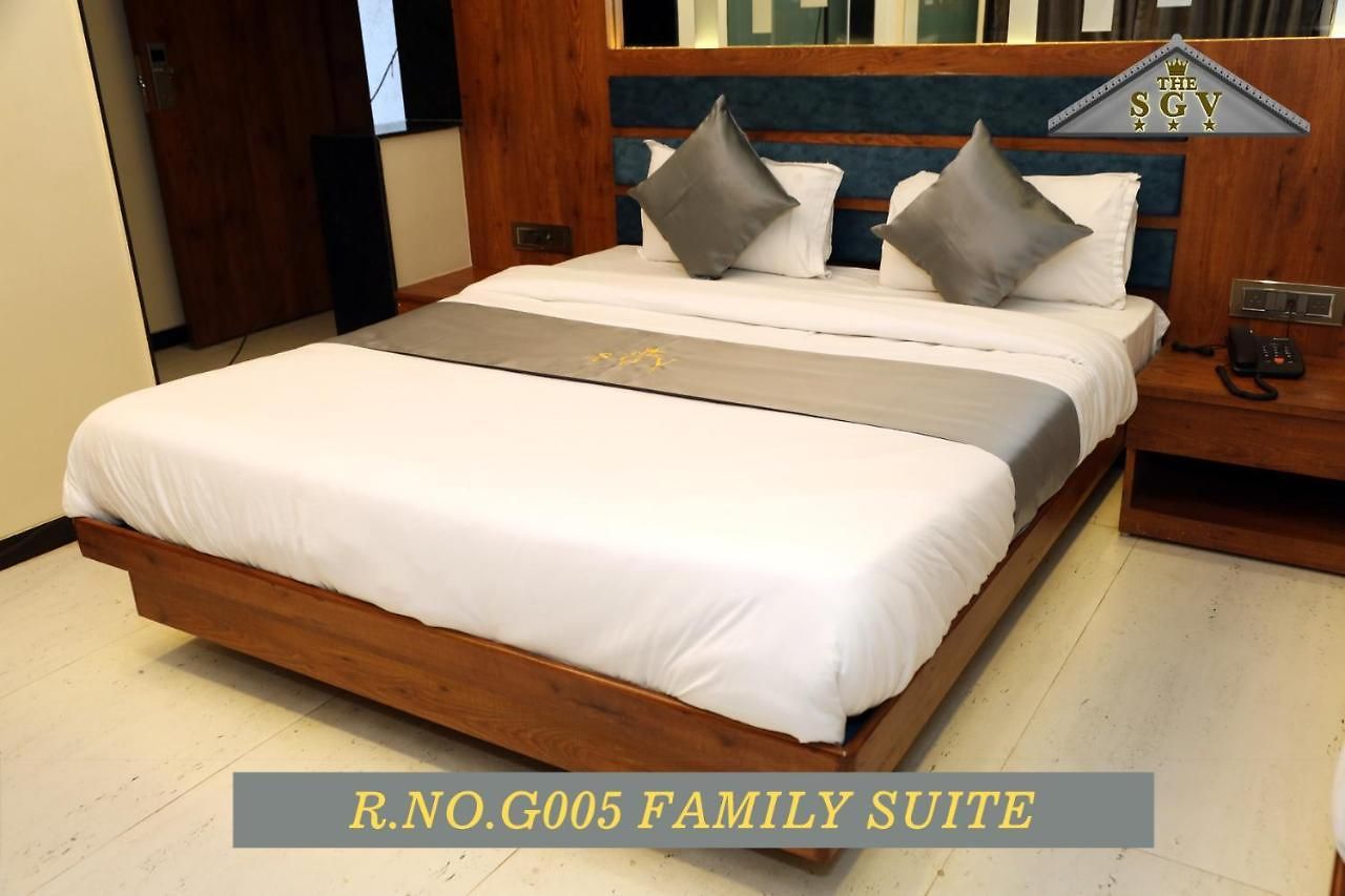 The Saroja Grand Villa Resorts Guest house *