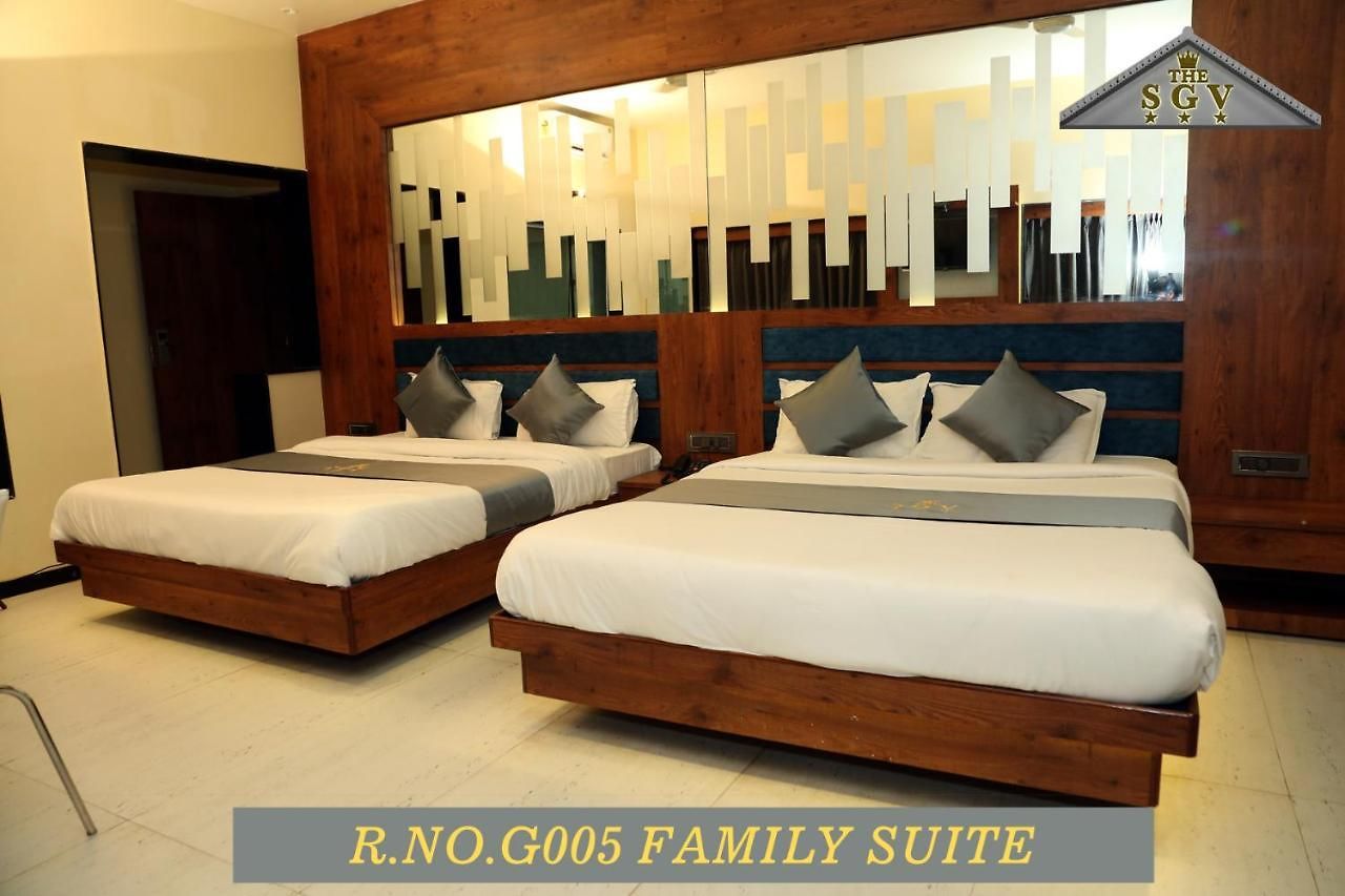 The Saroja Grand Villa Resorts Guest house