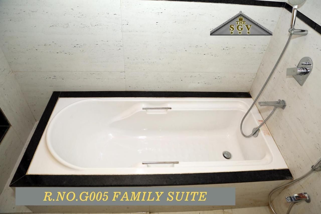 Guest house The Saroja Grand Villa Resorts Mumbai