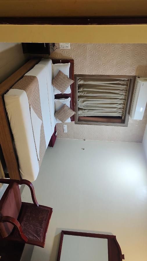 Hotel Hotel B H Residency 3*