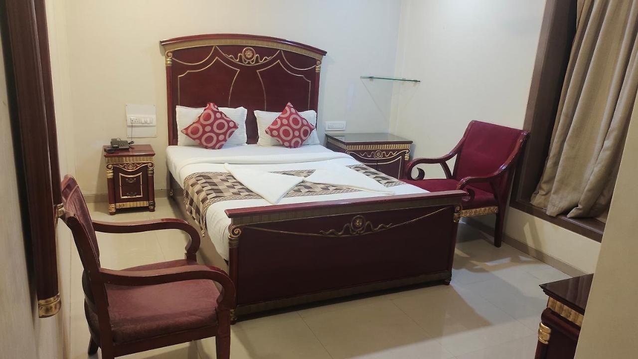 Hotel B H Residency 3* Mumbai