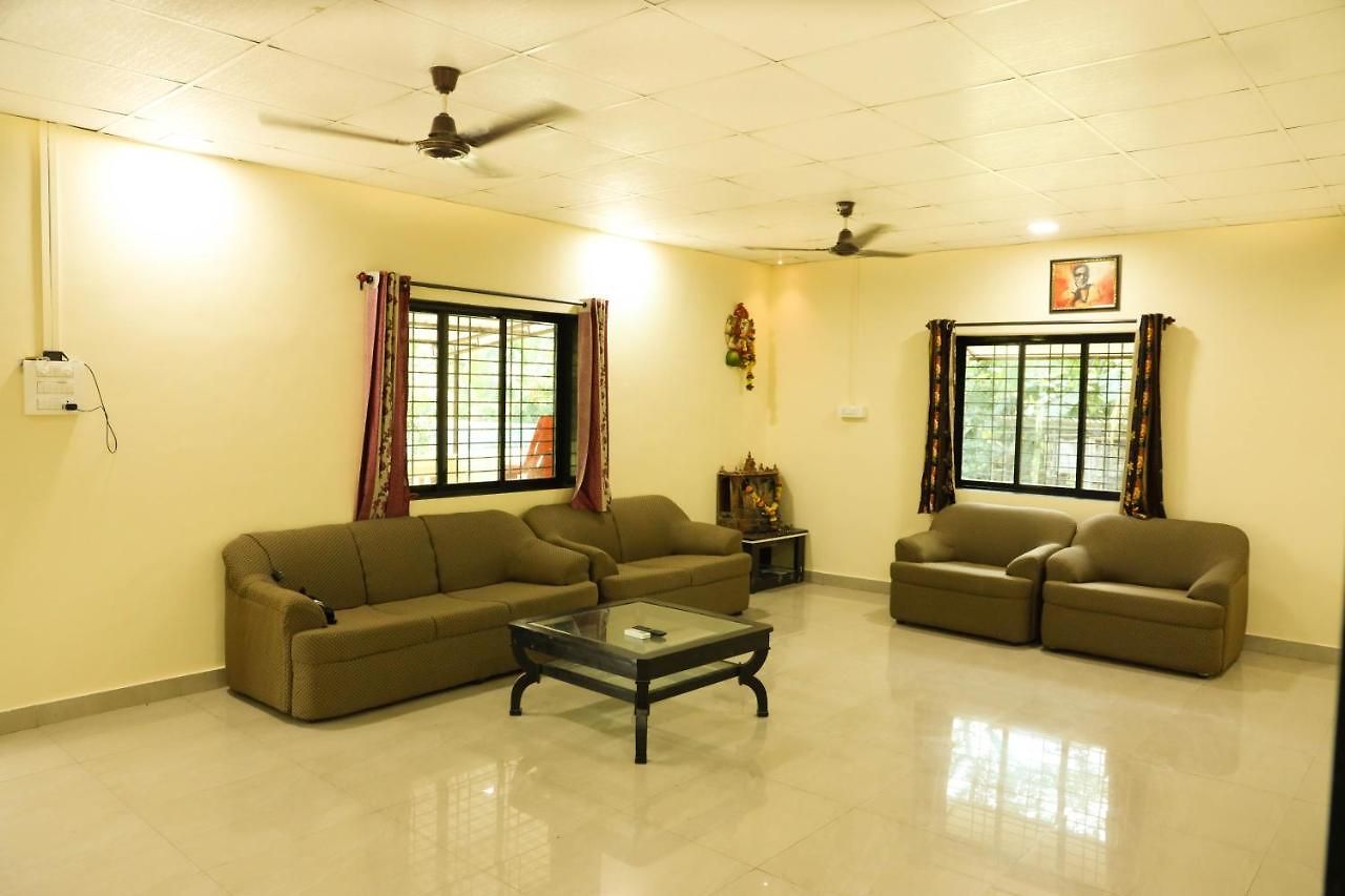 Kinjal Farmhouse By Friends Villa Bed & Breakfast *