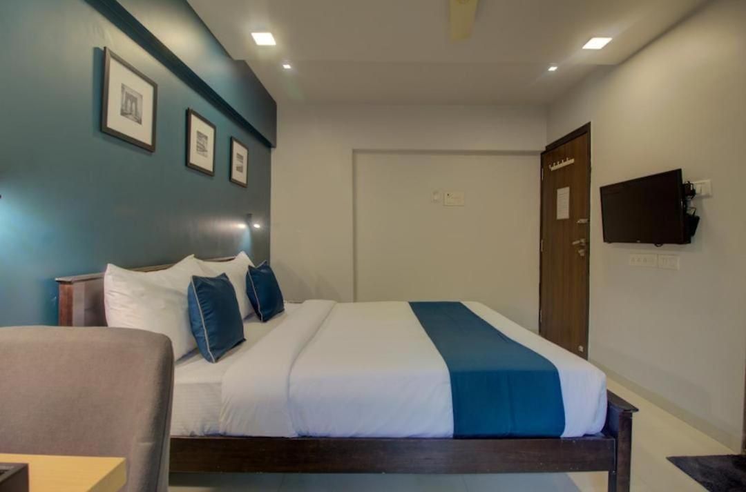 Om Sai Villa Hotel Mumbai
