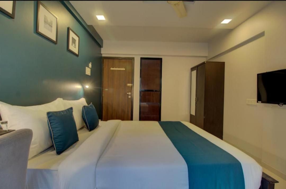 Om Sai Villa Hotel