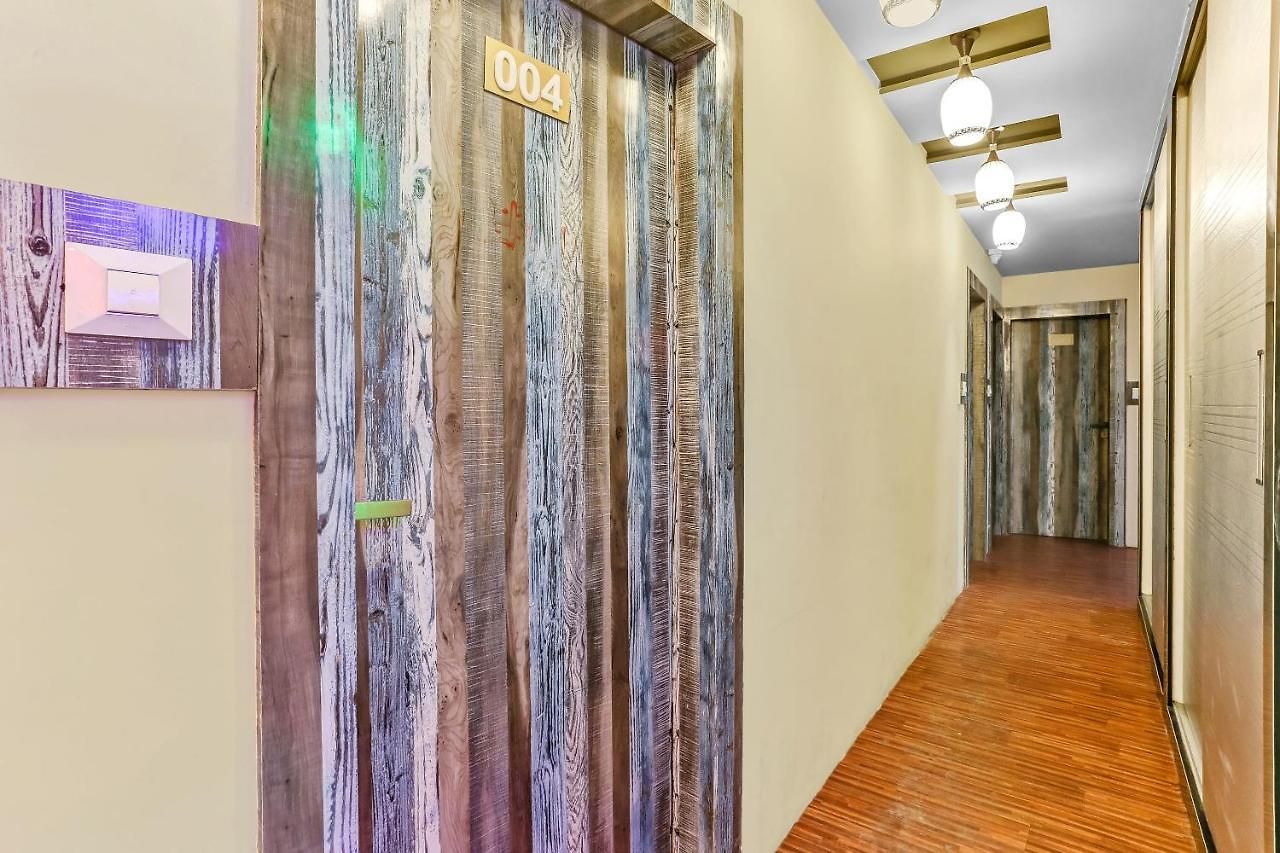 Oyo Flagship 83396 Hotel Vinyasa Residency 3*