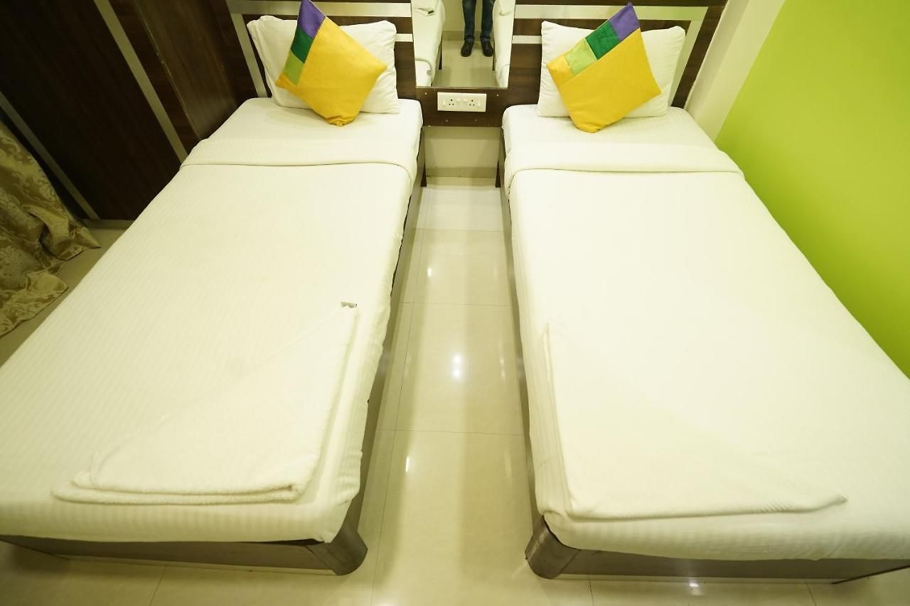 Daisy Residency By Rr Rooms *
