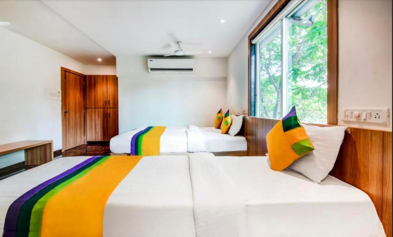 Hotel Royal Oak Pawne * Mumbai