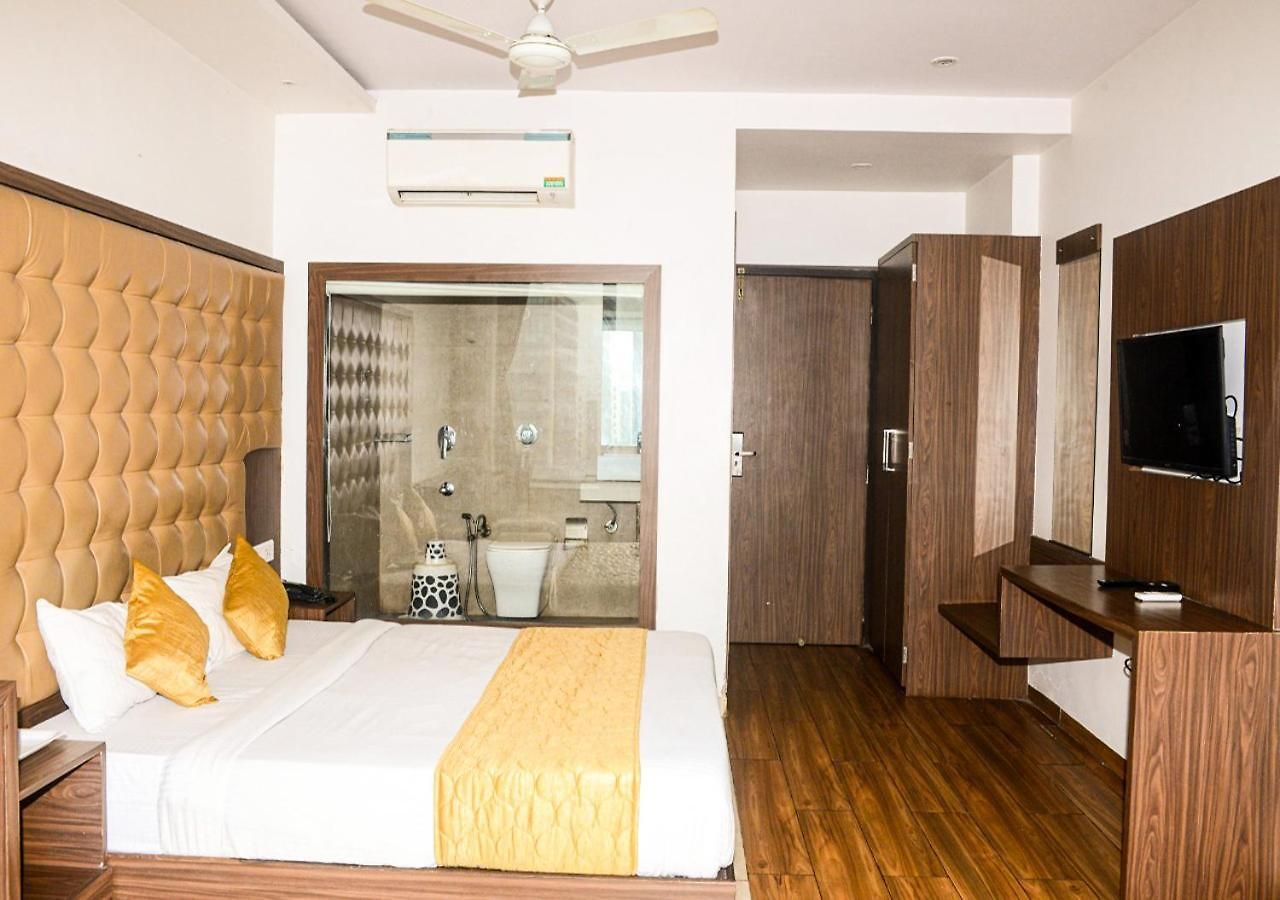 Bkc - Near Trade Center, Visa Consulate Bkc