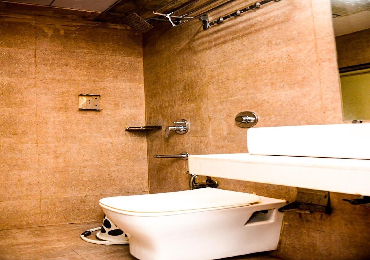 Bkc - Near Trade Center, Visa Consulate Bkc 3*
