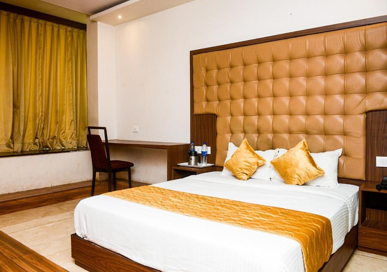 Bkc - Near Trade Center, Visa Consulate Bkc Mumbai