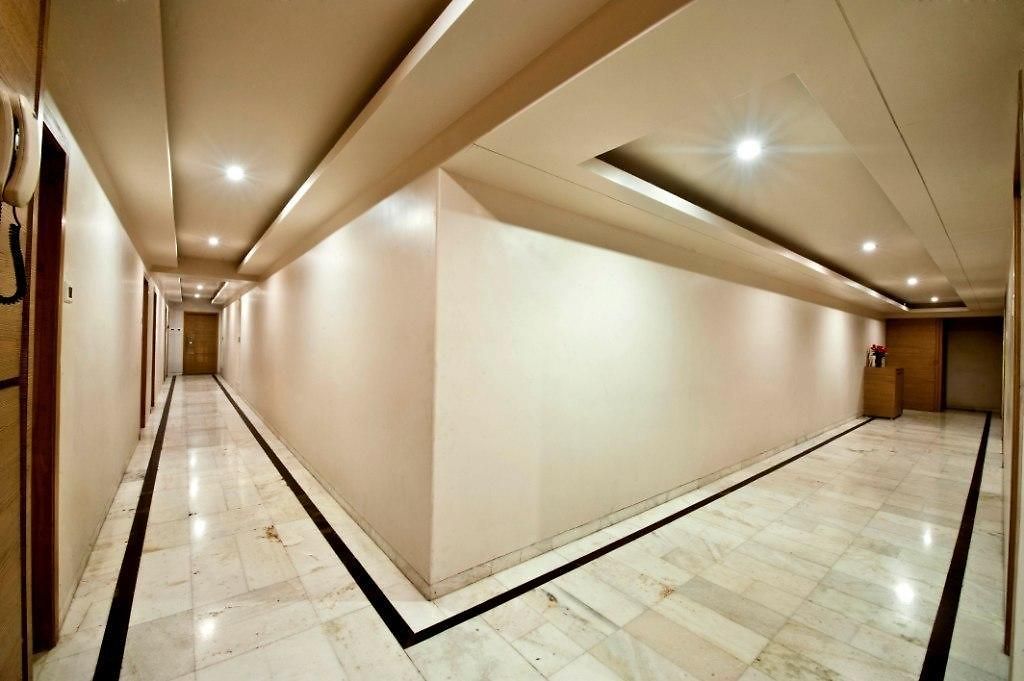 Hotel Rajhans 2*
