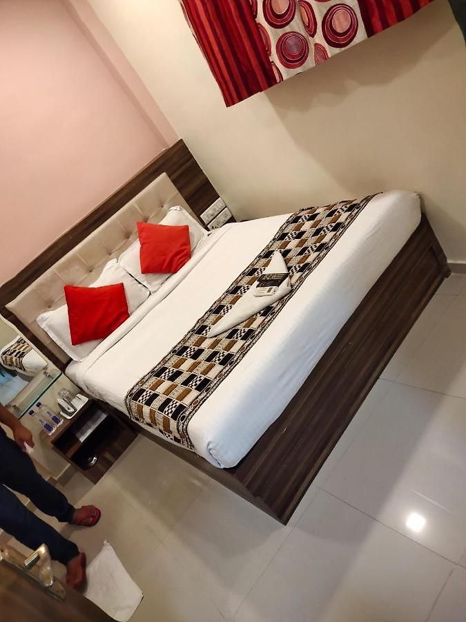 Hotel Golden Galaxy