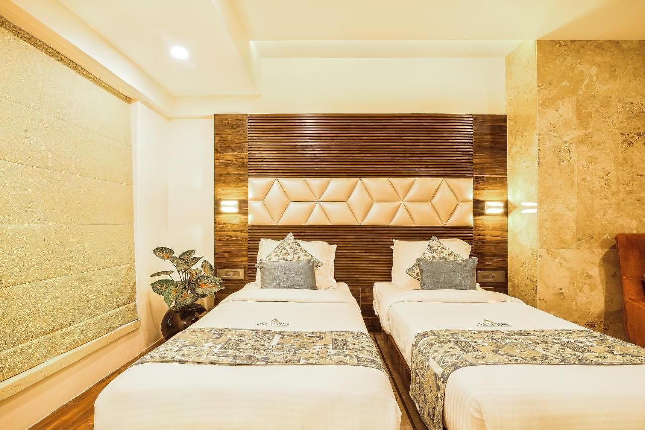 Auris & Banquets, International Airport Hotel 4*