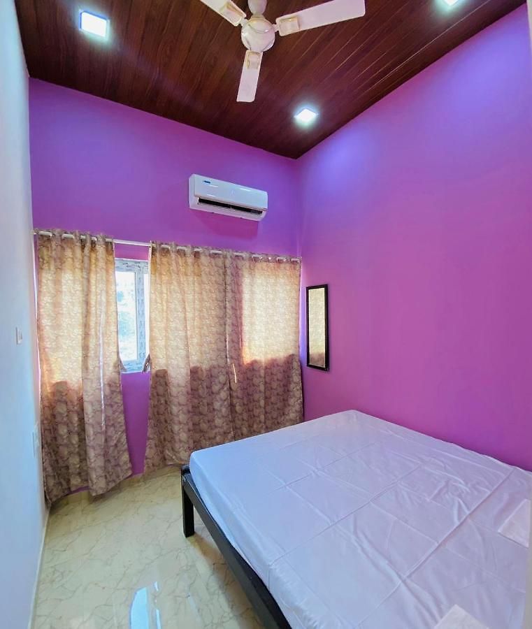 Rohit Willa'S Guest house *
