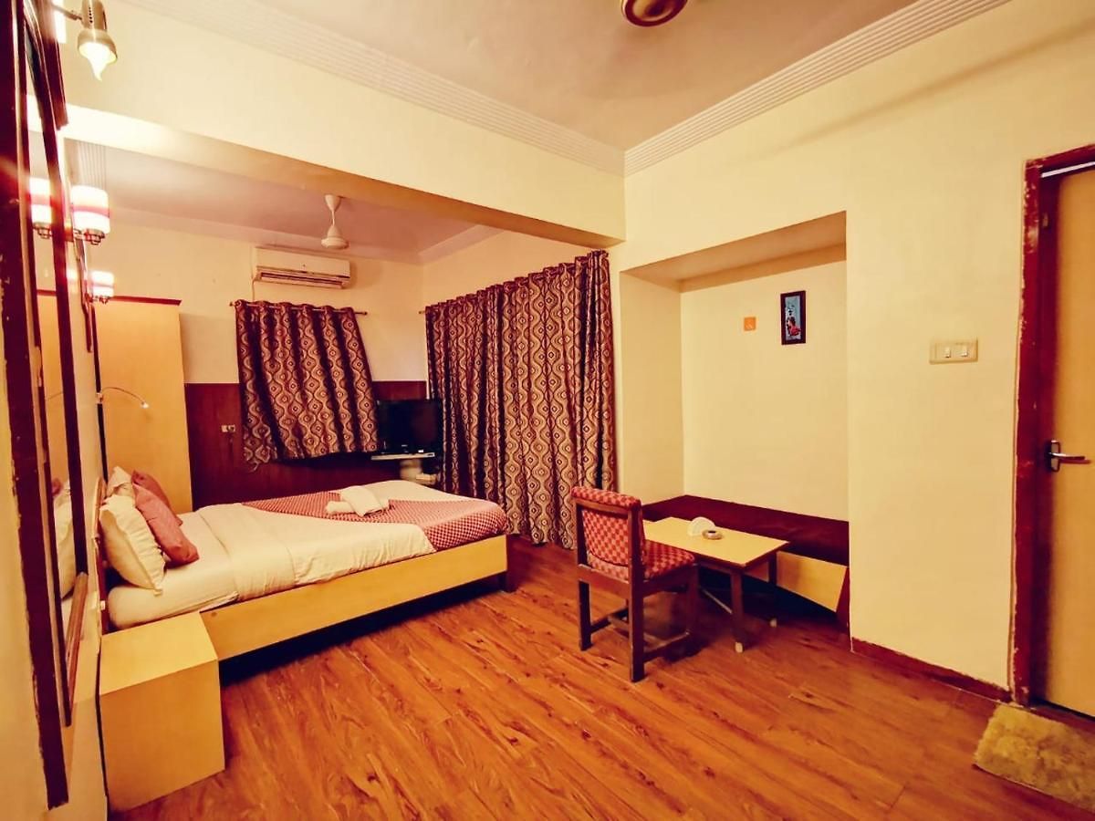 Neelkiran Hotel 3*