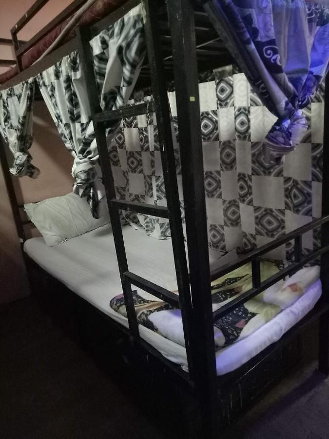 Mumbai Star Dormitory Ac Deluxe Mumbai