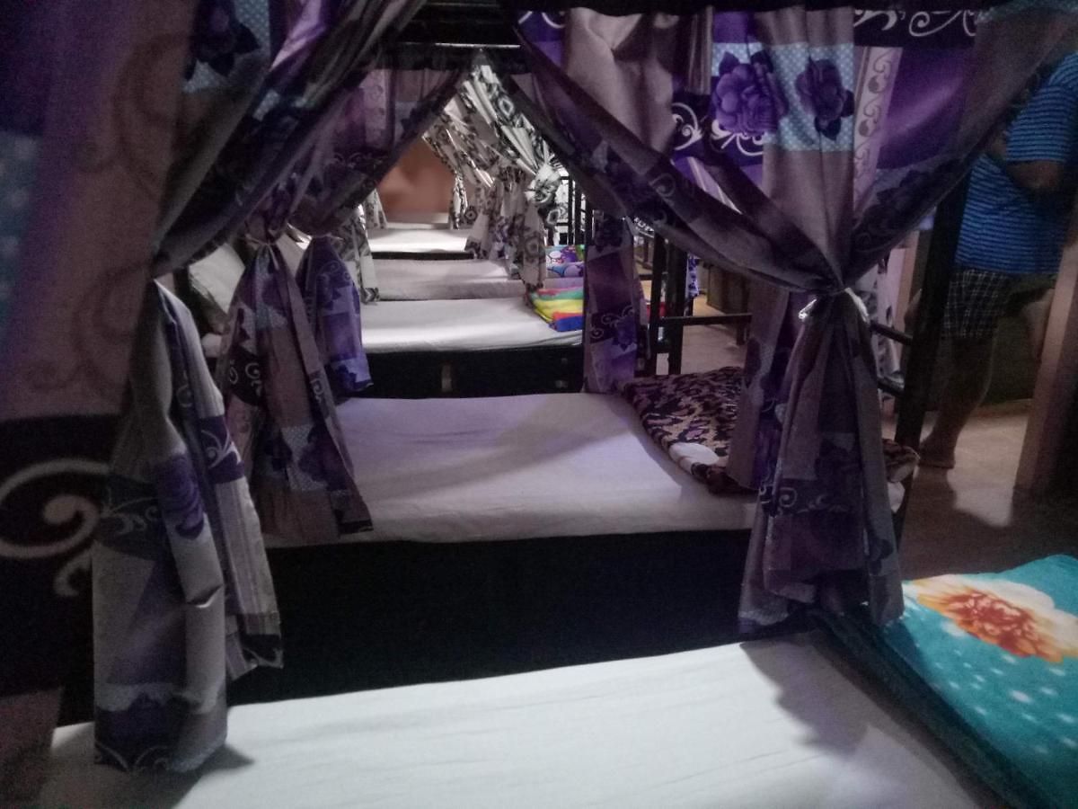 Lodge Mumbai Star Dormitory Ac Deluxe Mumbai