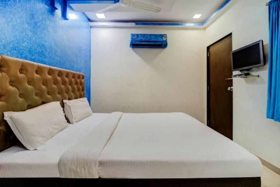 Hotel Omkar Residency 3*