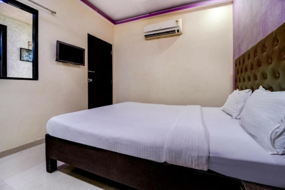 Hotel Omkar Residency 3*