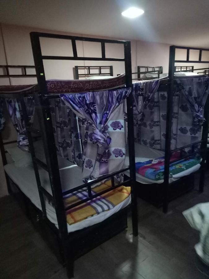 Mumbai Star Dormitory Ac Deluxe Lodge Mumbai
