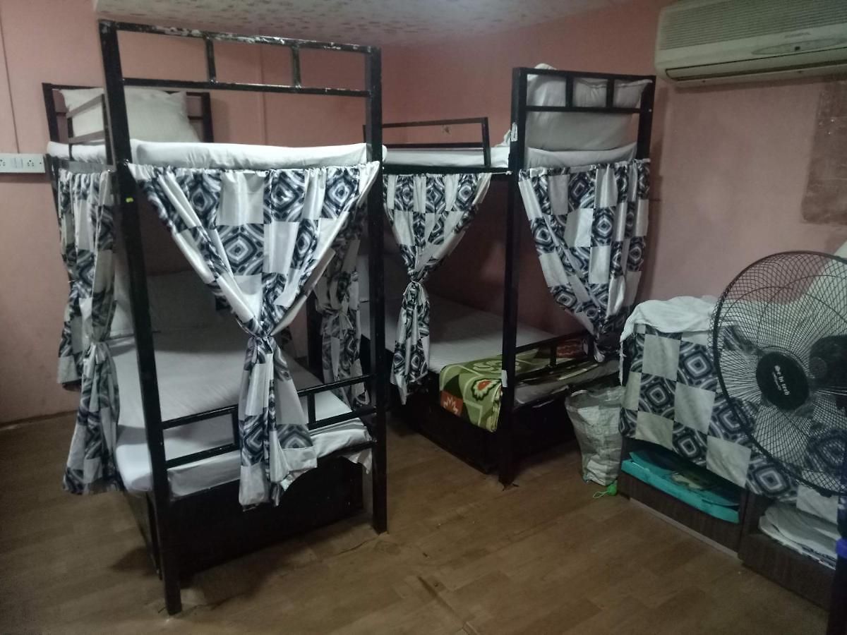 Lodge Mumbai Star Dormitory Ac Deluxe *