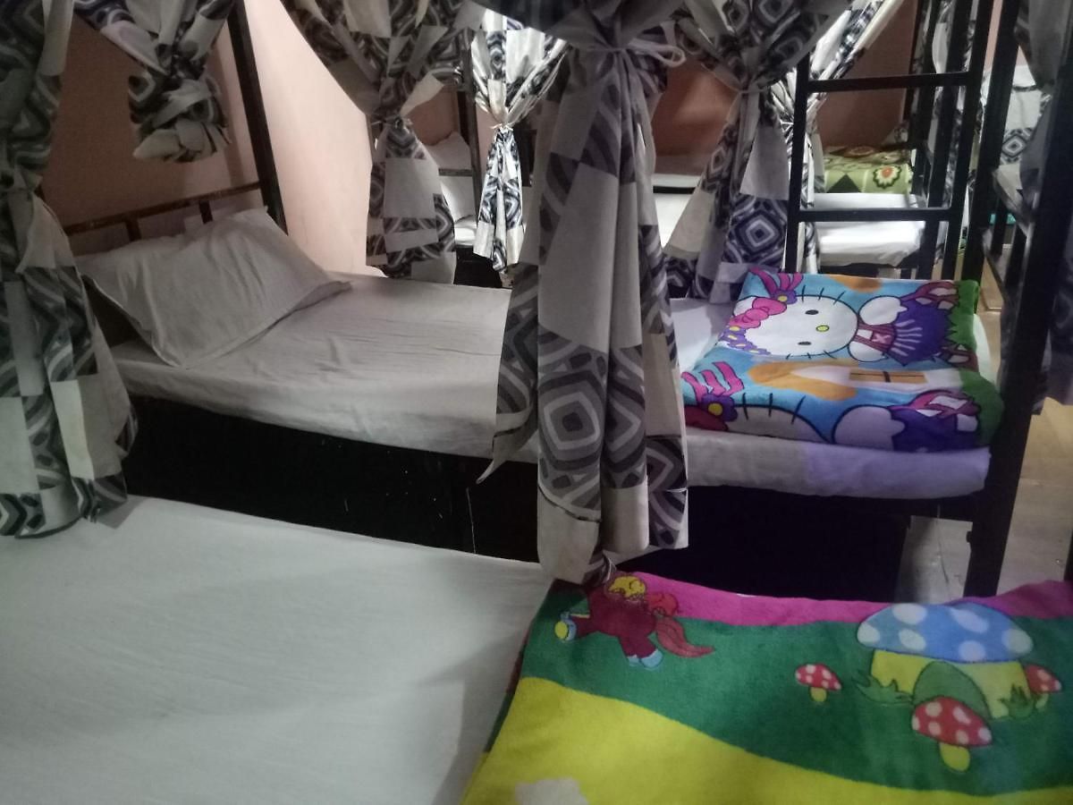 Mumbai Star Dormitory Ac Deluxe Lodge