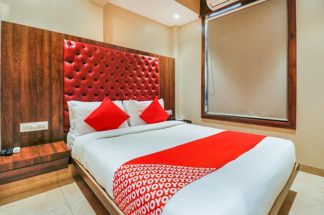 Hotel Oyo 70475 Sea Breeze Mumbai