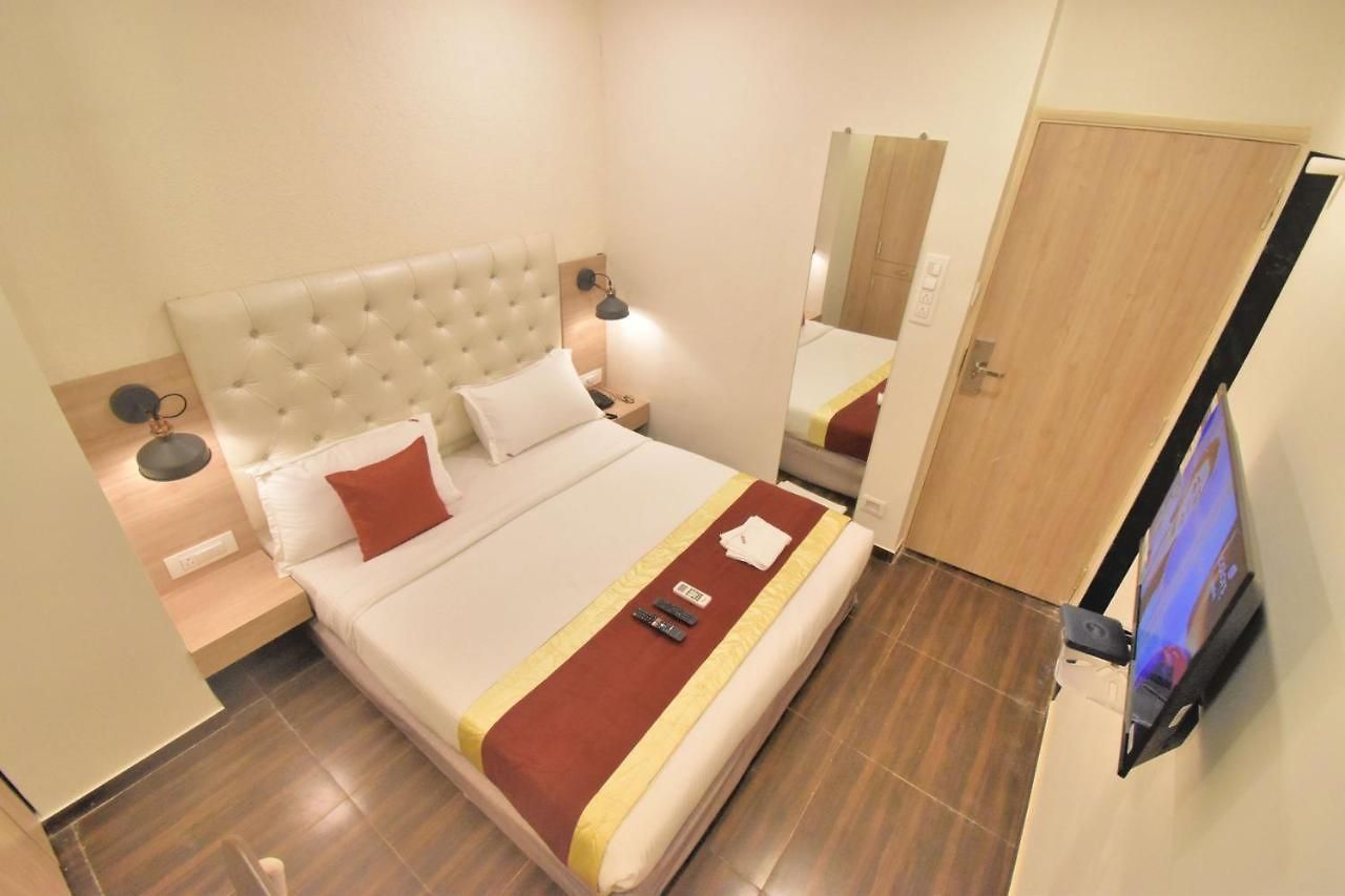 Hotel Juhu 6 Bed & Breakfast