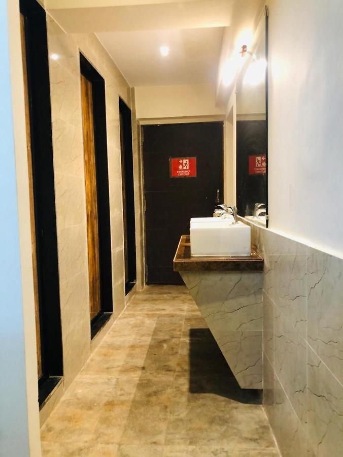 Hostel The Hubz Mumbai