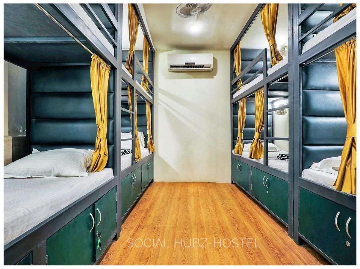 Hostel The Hubz *