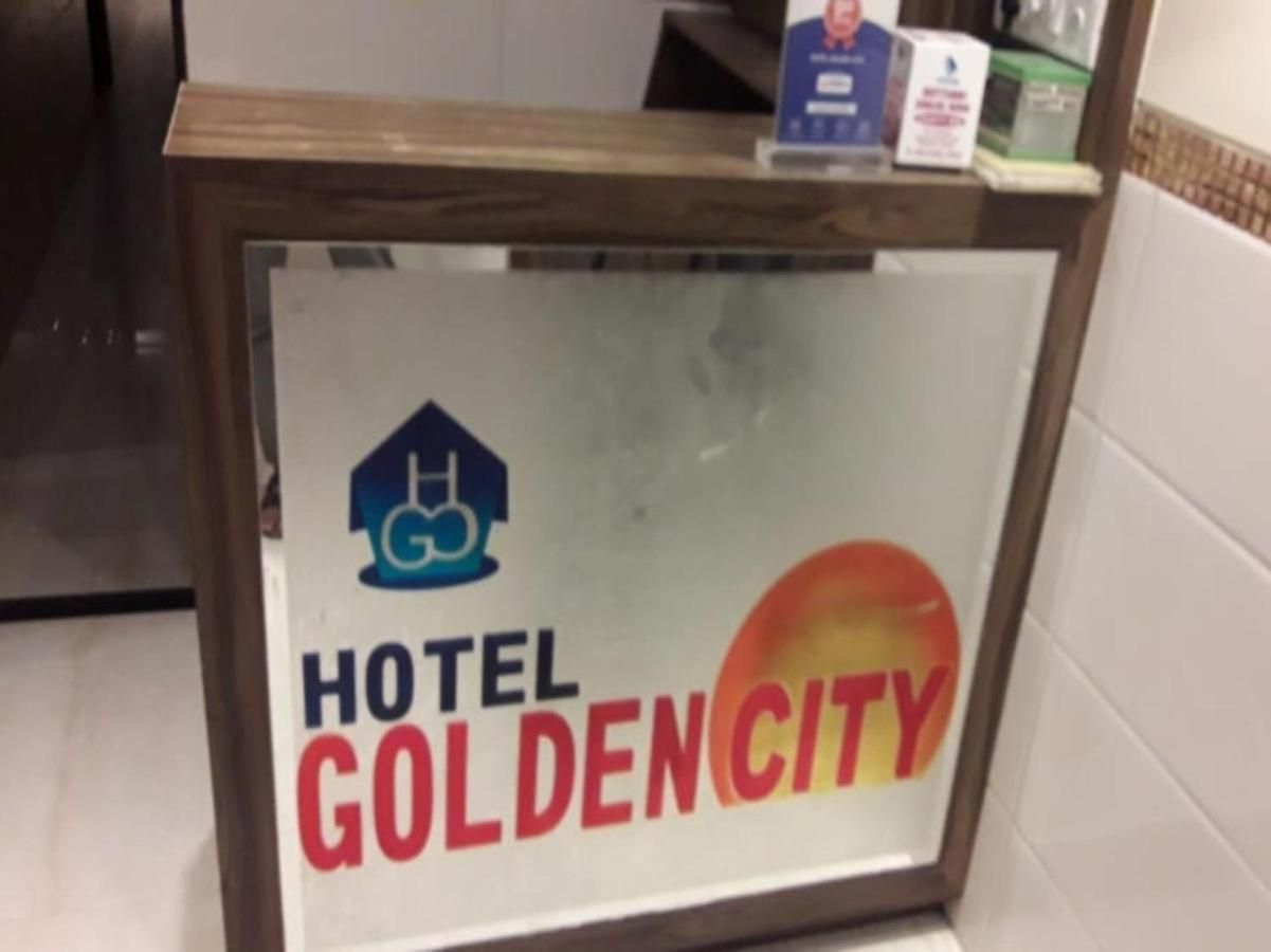 Hostel Hotel Golden City *