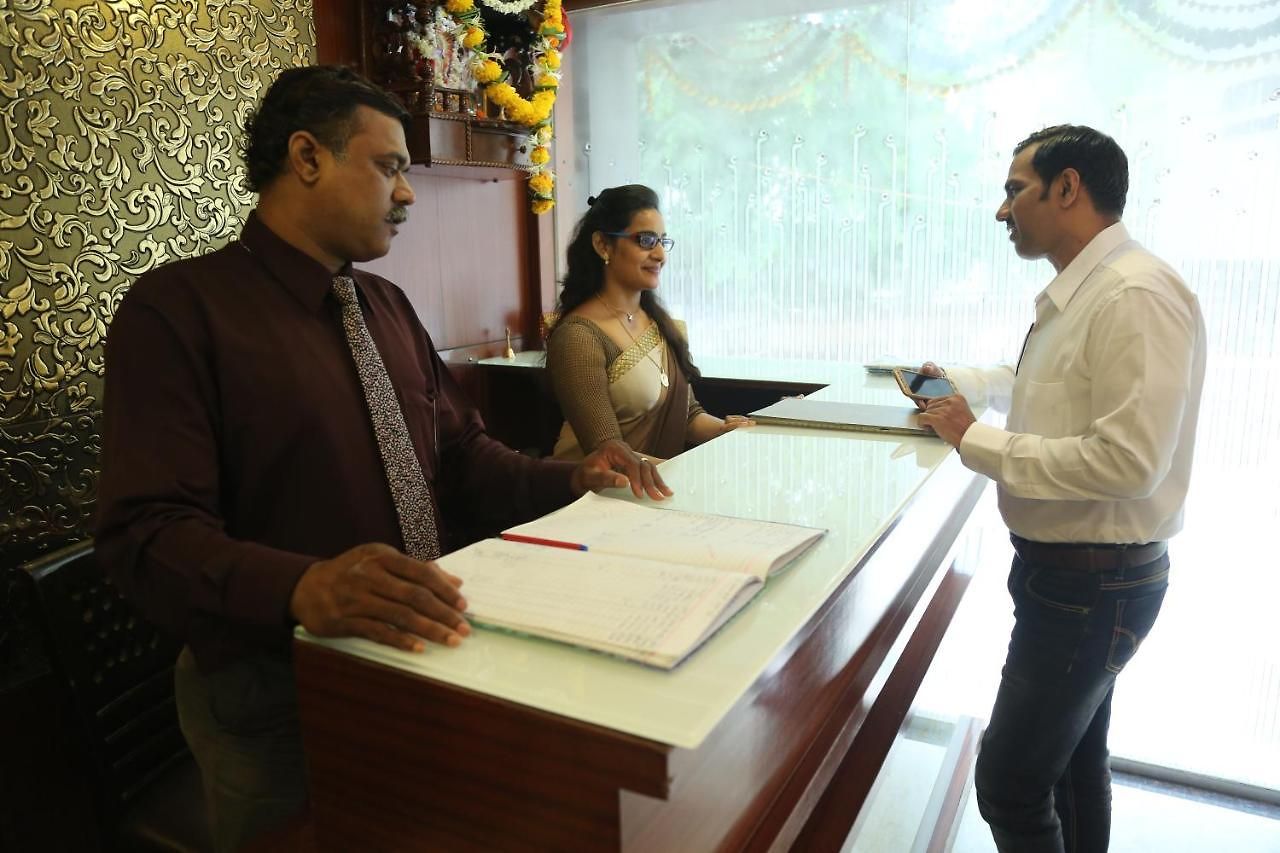 Collection O Airport Metro Andheri East Hotel Mumbai