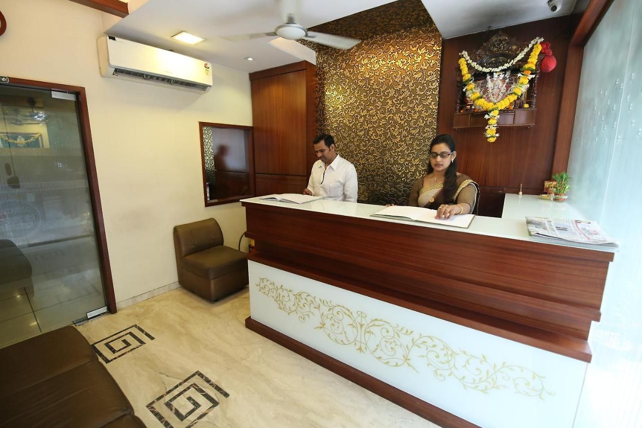 Hotel Collection O Airport Metro Andheri East 3*