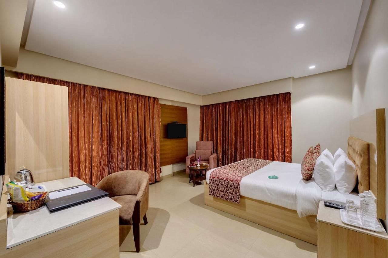 The Caliph Hotel, Near Powai Hotel Mumbai
